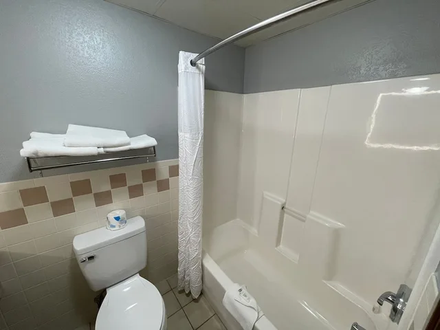غرفة بسريرين كوين، Americinn By Wyndham Sayre 8/8