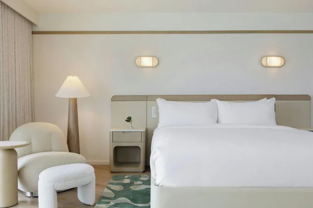 غرفة ديلوكس بسرير كينج، Fort Lauderdale Marriott Pompano Beach Resort and Spa 1/4
