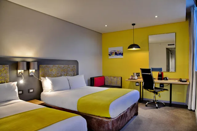 غرفة عائلية بسريرين مزدوجين، Cresta Grande Cape Town 1/2