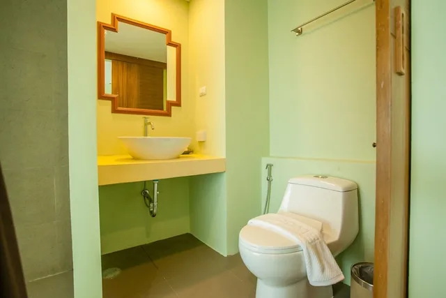 Room, Triple, 3 Beds, Street View, ROYAL PINEAPPLE HOTEL a welcome to wealth and good fortune 6/7