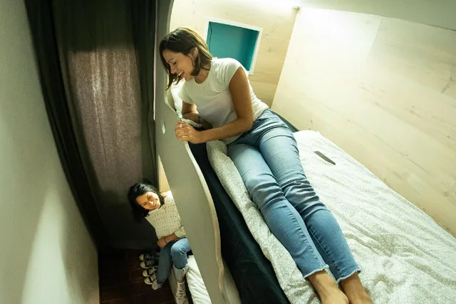 غرفة بسريرين منفصلين بحمام مشترك، Hostel One Paralelo 1/2