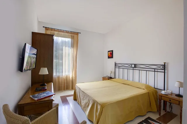 Standard, Double Bed, Garden View, Hotel Baglio Santacroce 3/3