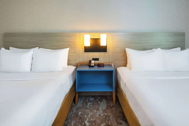 غرفة قياسية بسريرين مزدوجين، Comfort Inn Kingston - Highway 401 8/10