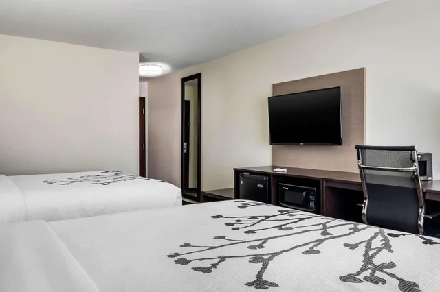غرفة قياسية بسريرين كوين، Sleep Inn & Suites Houston Westchase - Little Saigon 10/10