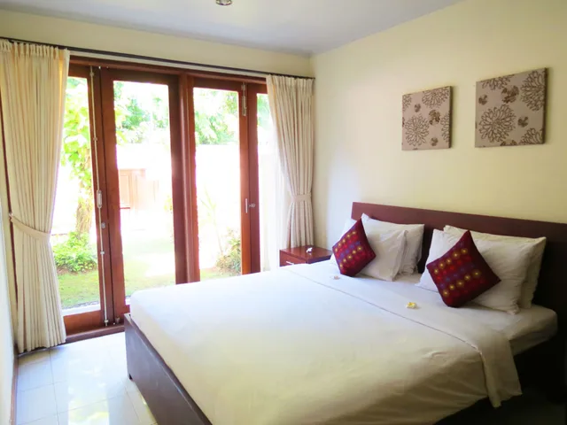 غرفة بسريرين كوين بغرفتي نوم، Sekuta Condo Suites 1/6