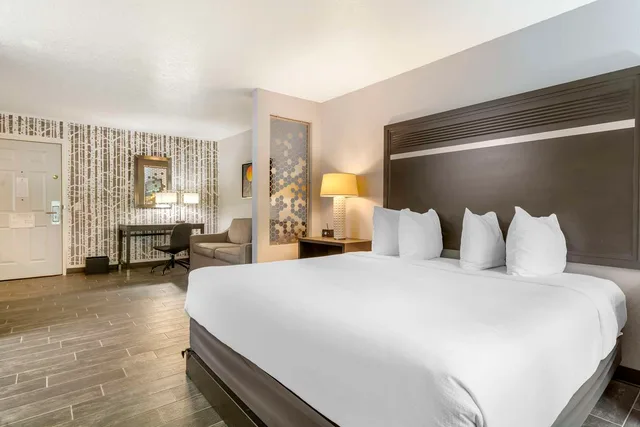جناح ركني بسريرين كينج بشرفة، Best Western Corvallis 1/3