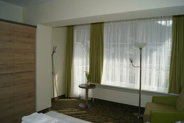 غرفة سوبيريور بسريرين منفصلين بإطلالة على الجبل بشرفة، Hotel Lindenhof 10/10