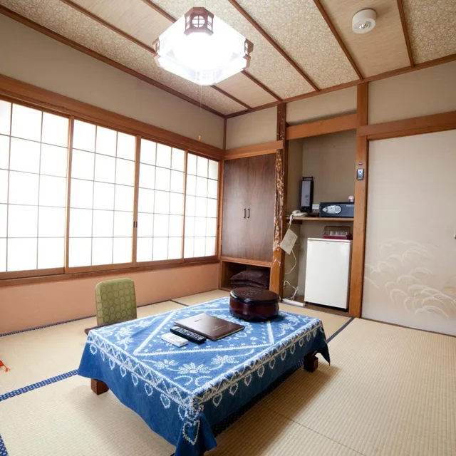 غرفة يابانية اقتصادية بحمام مشترك، Hinodeya Ryokan 1/10