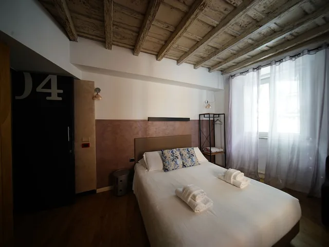 غرفة كومفورت بسرير كوين، Nerva Accommodation 8/10