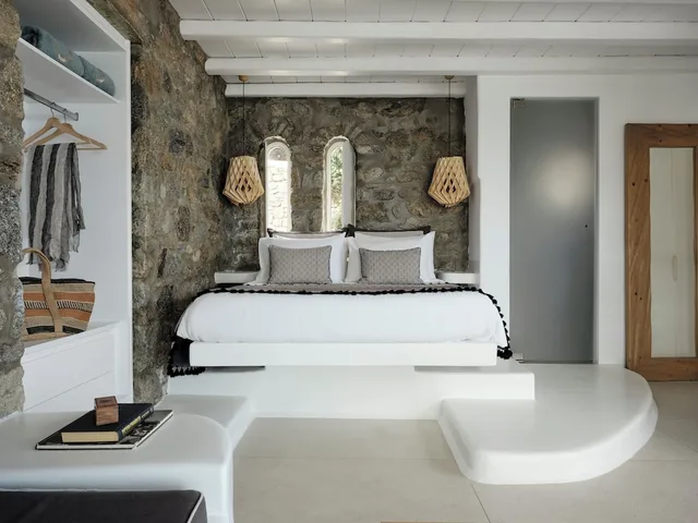 Suite, Queen Bed, Sea View, Shared Pool, Corner، Mykonos No5 Suites and Villas 3/6