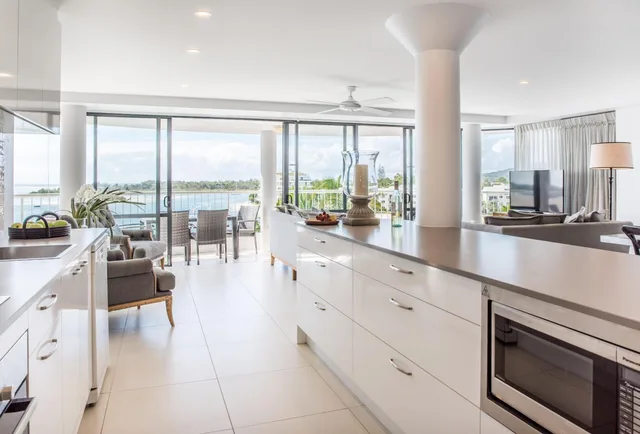 2 Bedrooms, Luxury, Apartment, Water Front، Noosa Pacific Riverfront Resort 7/7