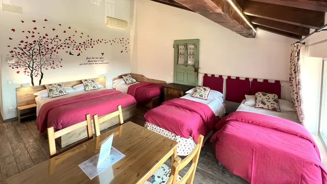 غرفة عائلية بسرير مزدوج، Villa ai Tigli 2/9