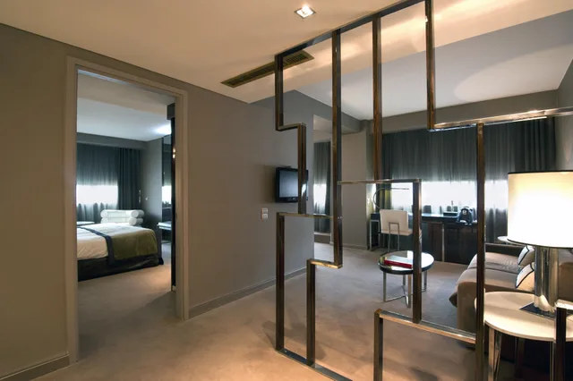 جناح بسرير كينج، Altis Grand Hotel 5/7