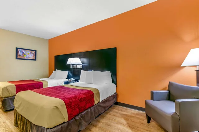 غرفة بسريرين مزدوجين لذوي الإعاقة، Econo Lodge Northport near University 2/5