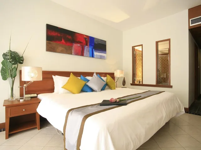 Superior with Partial Seaview، Sunset Beach Resort 2/3
