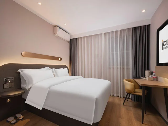 غرفة قياسية بسرير كوين، Jinjiang Inn (Wuhan Jianghan Road Metro Station Jiangtan Pedestrian Street) 1/1