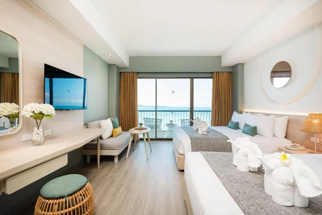 غرفة ديلوكس عائلية بإطلالة على البحر، COSY BEACH HOTEL 4/7