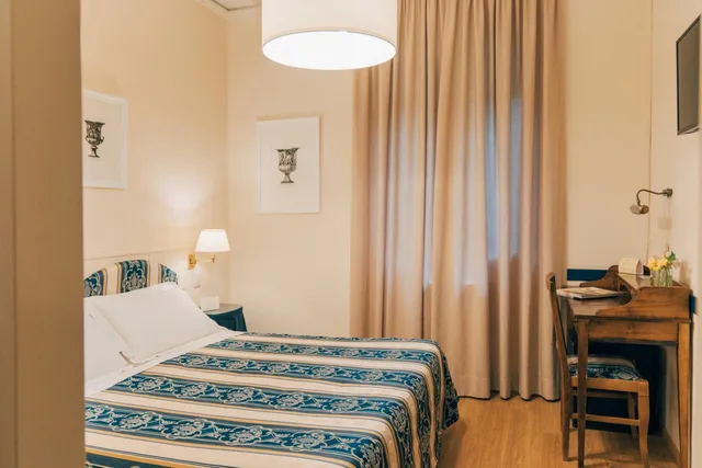 غرفة كلاسيكية بسرير مزدوج أو سريرين منفصلين، Hotel San Luca 7/10