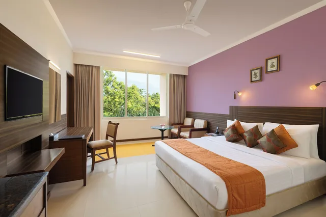غرفة تنفيذية بسرير مزدوج، Sangam Hotel In Thanjavur 1/3