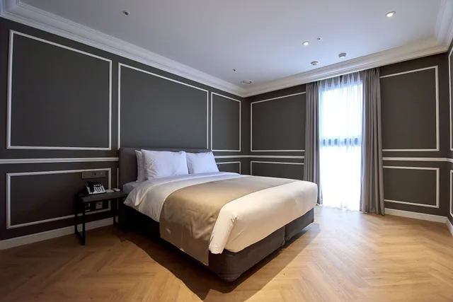جناح ملكي بسريرين كينج وثلاثة أسرّة، Busan City Hotel 4/10