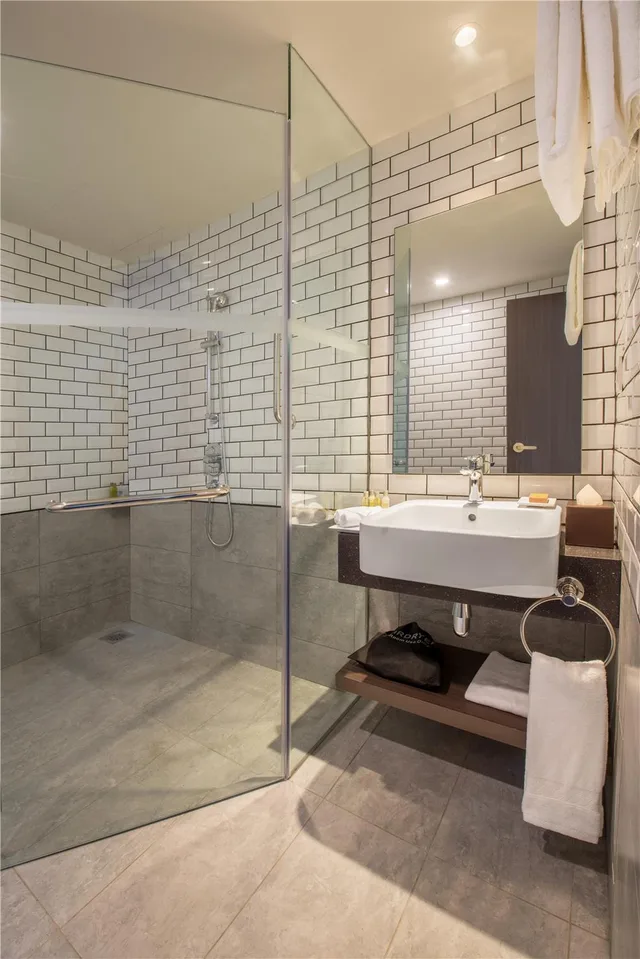 غرفة ديلوكس بسرير كوين بإطلالة، HILTON GARDEN INN KUALA LUMPUR JALAN TUANKU ABDUL RAHMAN NORTH 3/3