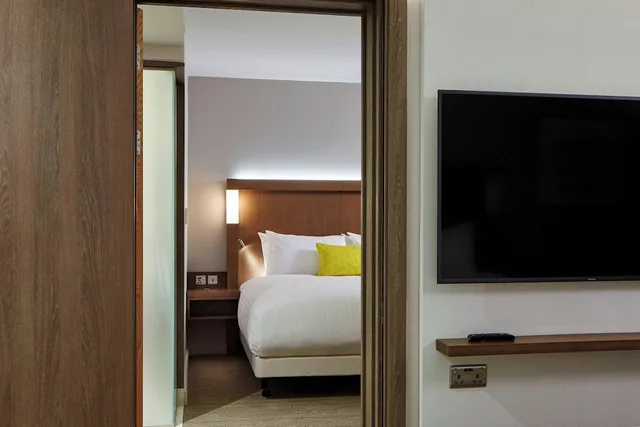 غرفة ديلوكس بسريرين منفصلين، Courtyard By Marriott Oxford South 4/4