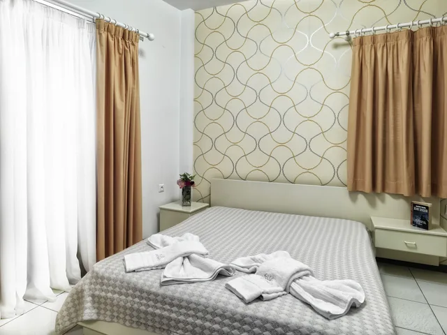 استوديو سوبيريور بسرير كوين مع أريكة، Elia Apartments 1/2