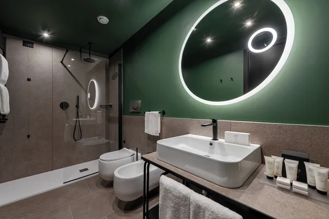 غرفة جونيور رباعية، Hotel Tocq 7/7