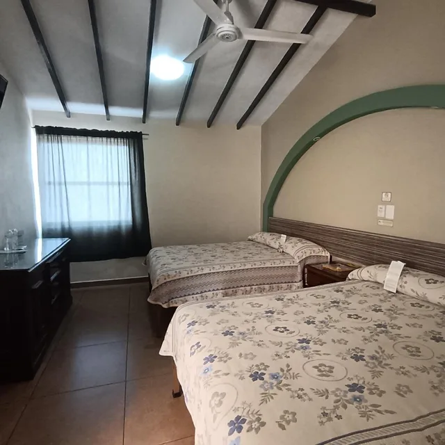 غرفة قياسية رباعية، La Merced Hotel 2/4