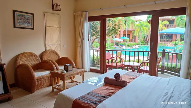 غرفة ديلوكس بسرير مزدوج أو سريرين منفصلين بإطلالة على المسبح بشرفة، Andamanee Boutique Resort Aonang Krabi 3/9
