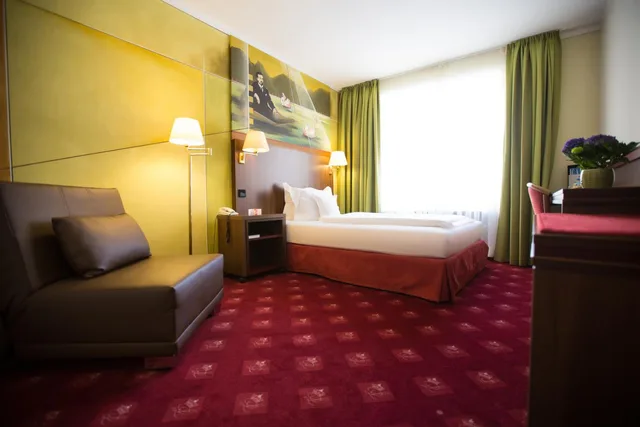 غرفة بزنس مفردة، Hotel Konig Ludwig Ii 4/12