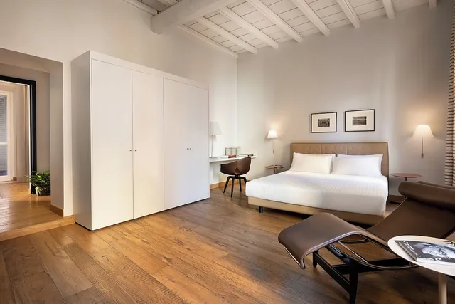 Victory, Suite, 2 King Beds, Sofa، Palazzo Scanderbeg 2/6