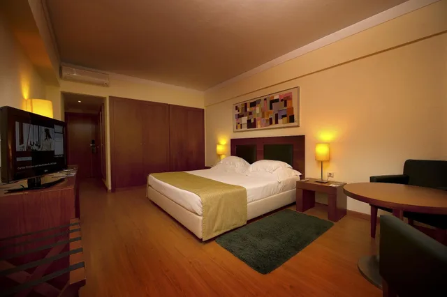 Connecting, Twin Beds, Pool View, Vila Gale Cerro Alagoa 1/4
