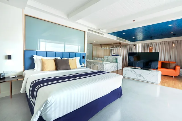 Suite, Double Bed, Ocean Front، The Cruise Hotel 6/10