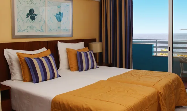 غرفة بإطلالة على البحر مفردة بسريرين منفصلين، Rocamar Hotel 3/7