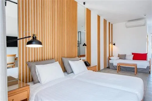 Twin Room Renovated، Lindos View 1/2