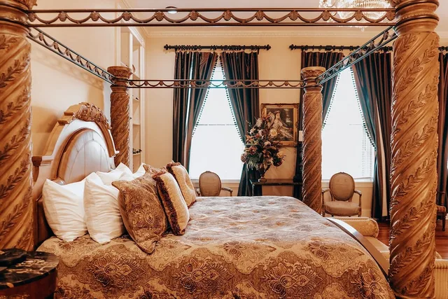 Honeymoon, Mansion, King Bed، Belle Air Mansion 2/3