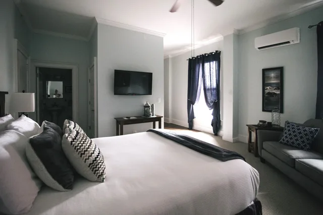 استوديو بسرير كوين بمطبخ صغير، The Continental Hotel Centerville 2/3