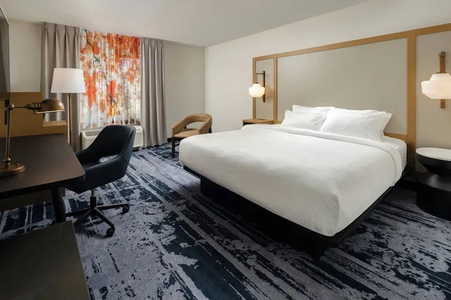 غرفة بسرير كينج لذوي الإعاقة، Fairfield Inn Suites Muskegon Norton Shores 2/5