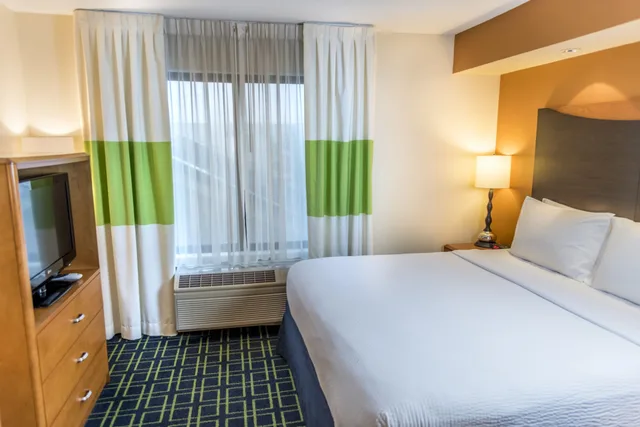 1 Bedroom, Suite, Fairfield Inn Suites Muskegon Norton Shores 1/10