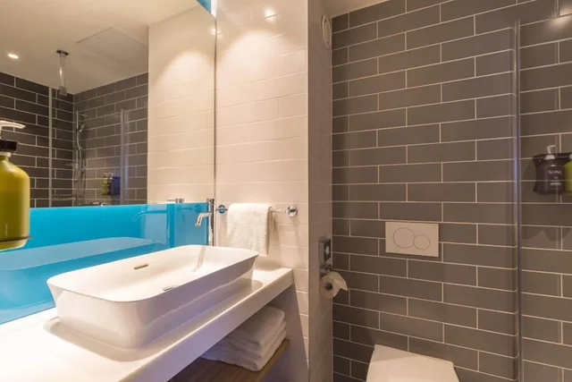 غرفة قياسية بسرير كوين لذوي الإعاقة، Holiday Inn Express Brussels - Grand-Place by IHG 4/5
