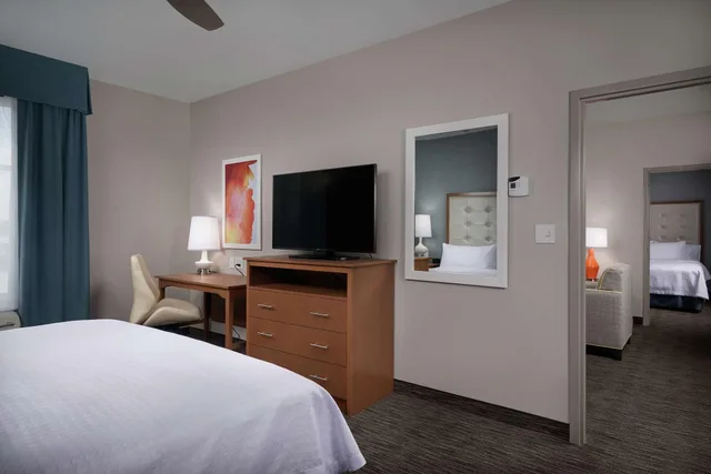 Suite, Multiple Beds, Accessible، Homewood Suites by Hilton Cincinnati Midtown 1/3