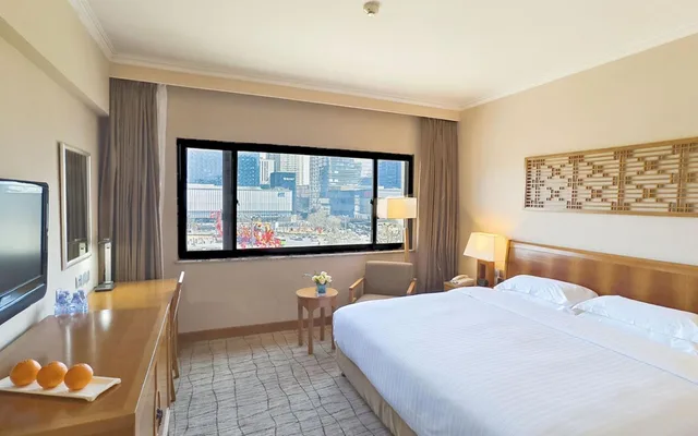 غرفة ديلوكس بسرير كينج بإطلالة على المدينة، Xi’an Dajing Castle Hotel 1/5