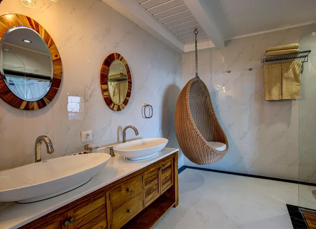 جناح سيغنتشر، Meis Exclusive Hotel 3/10