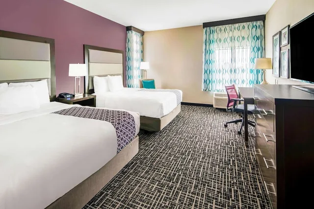 غرفة بسريرين كوين، La Quinta Inn Suites By Wyndham Mcallen La Plaza Mall 3/5