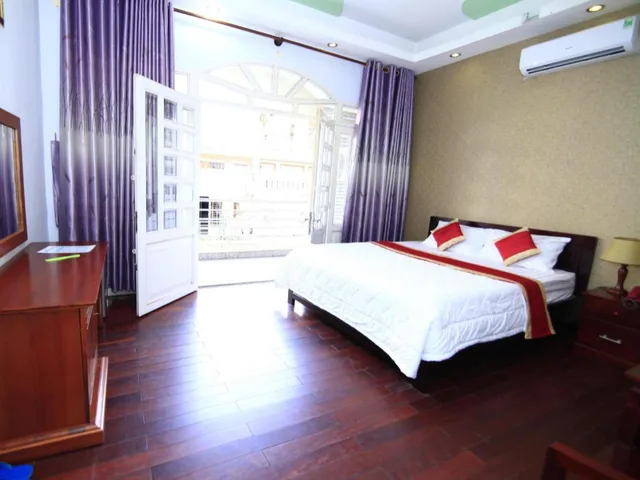 غرفة سوبيريور رباعية، Truong Giang Hotel 1/3