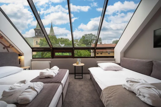 غرفة ثلاثية بريميوم، Hotel Alexander 2/4