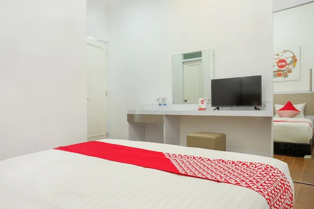 Deluxe, Double Bed, Royal Homy Syariah 2/4