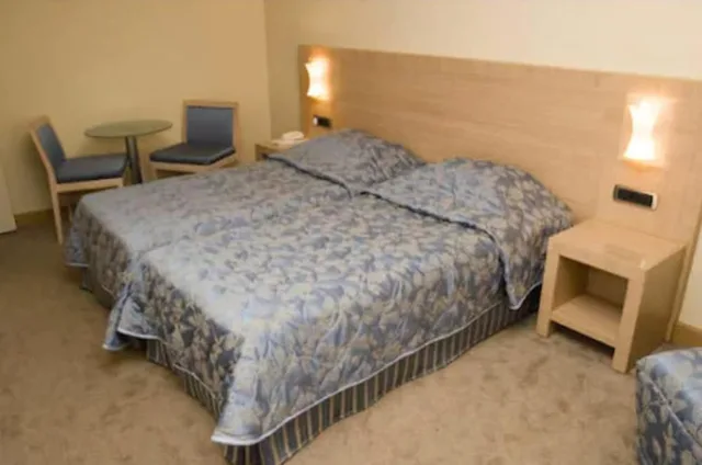 غرفة قياسية بسرير مزدوج، Hotel Le Rocher 4/7