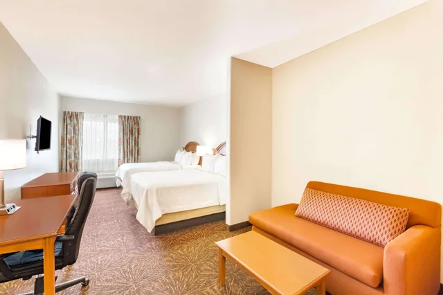 Studio, Suite, 2 Queen Beds, Days Inn & Suites by Wyndham Tucson/Marana 7/10
